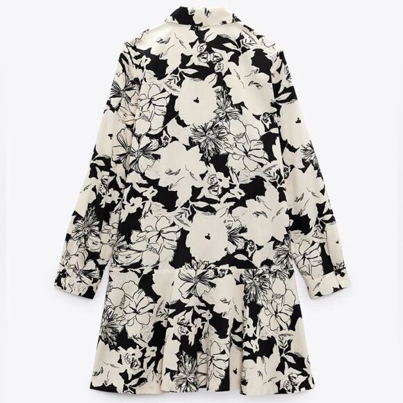 PRINTED SHIRT DRESS
ECRU / BLACK - Picture 3 of 10